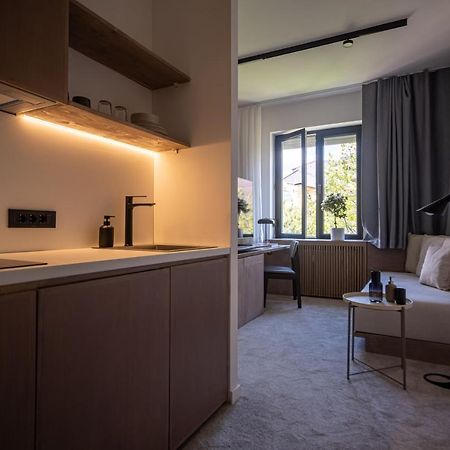Bloom Suites Prishtine Bagian luar foto