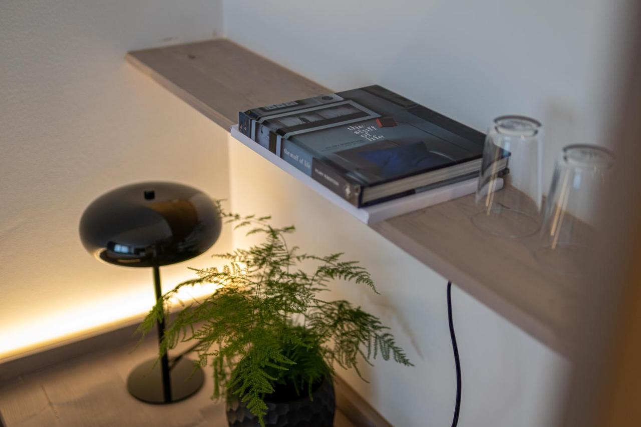 Bloom Suites Prishtine Bagian luar foto